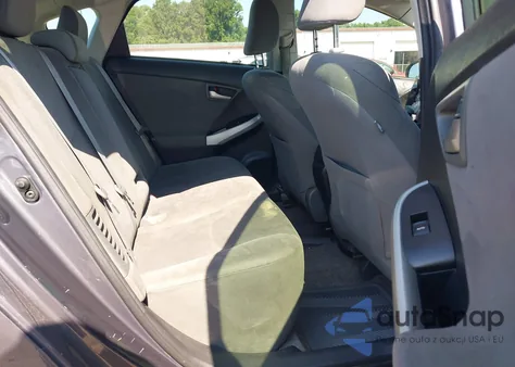 2013 Toyota Prius Three z USA, uszkodzony, nr VIN JTDKN3DU4D1618964